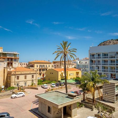 Queen'S House Cefalu Appartamento Vicino Il Mare Exterior photo