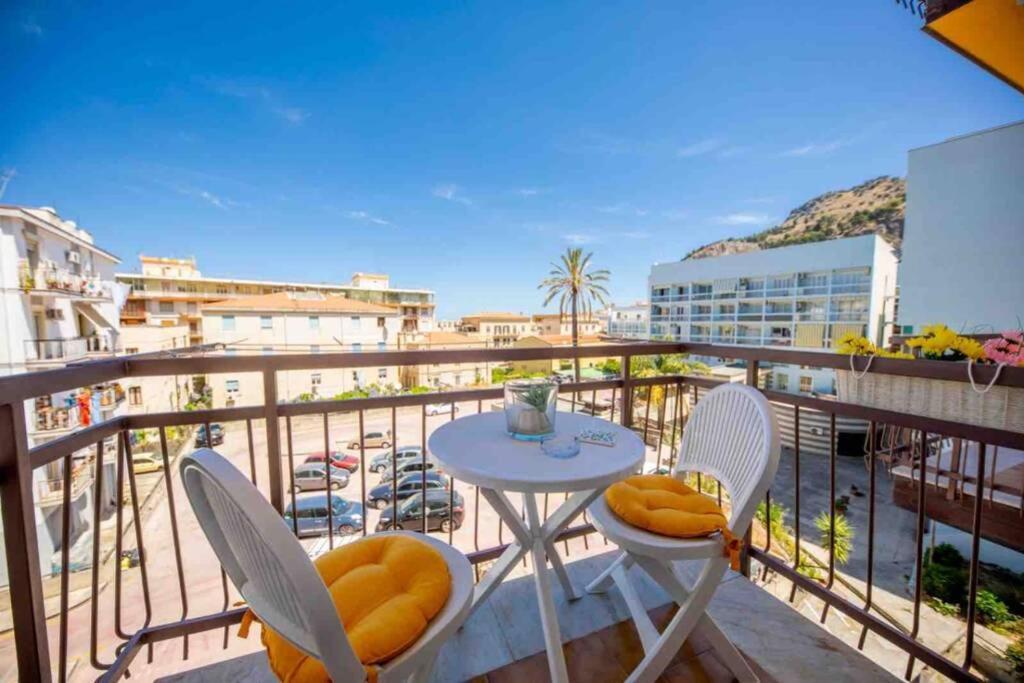 Queen'S House Cefalu Appartamento Vicino Il Mare Exterior photo
